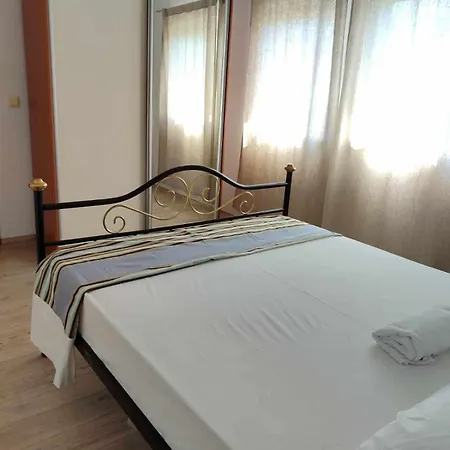 Holiday home Pansion Ajlin *