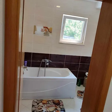 Ferienhaus Pansion Ajlin *