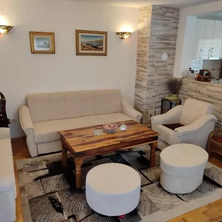 Pansion Ajlin Tatil Evi