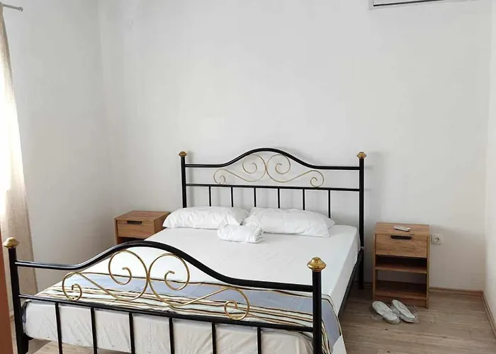 Pansion Ajlin Holiday home